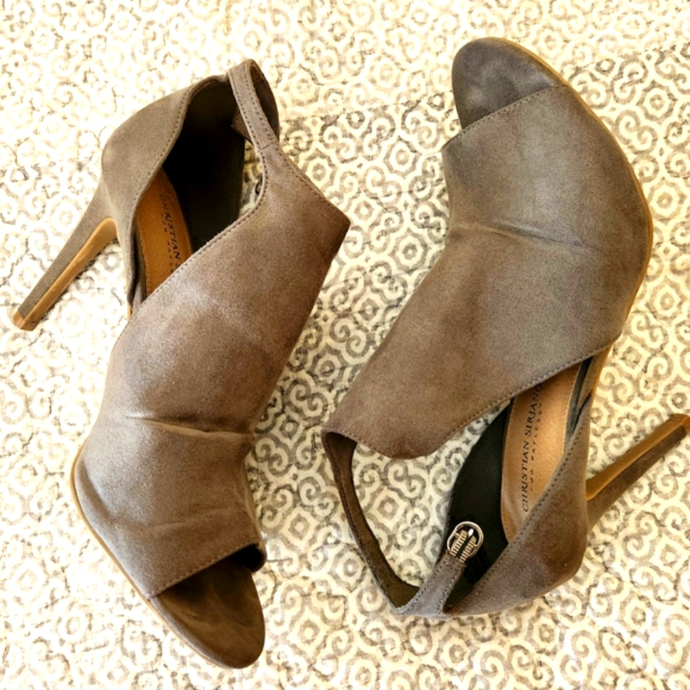 Women's Christian Soriano Gray Suede Heels